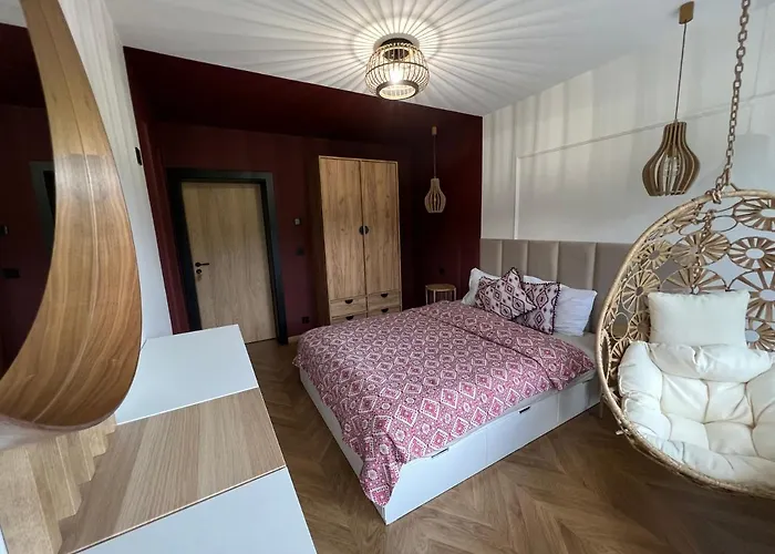 Partykularz Z Tarasem I Widokiem Na Sniezke *